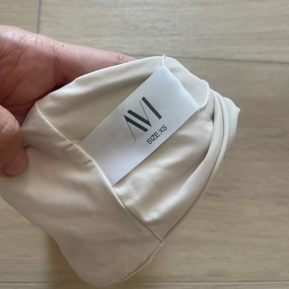 Avi Swim Bandeau - sand - Picture 4 of 4